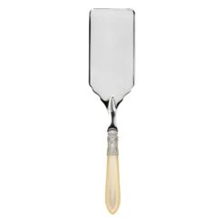 Aladdin Antique Lasagna Server -Kitchen Shop ALD 9811I 2100 web1 011d97bc 9511 4ba8 9084 32b27ba75c75 1800x1800